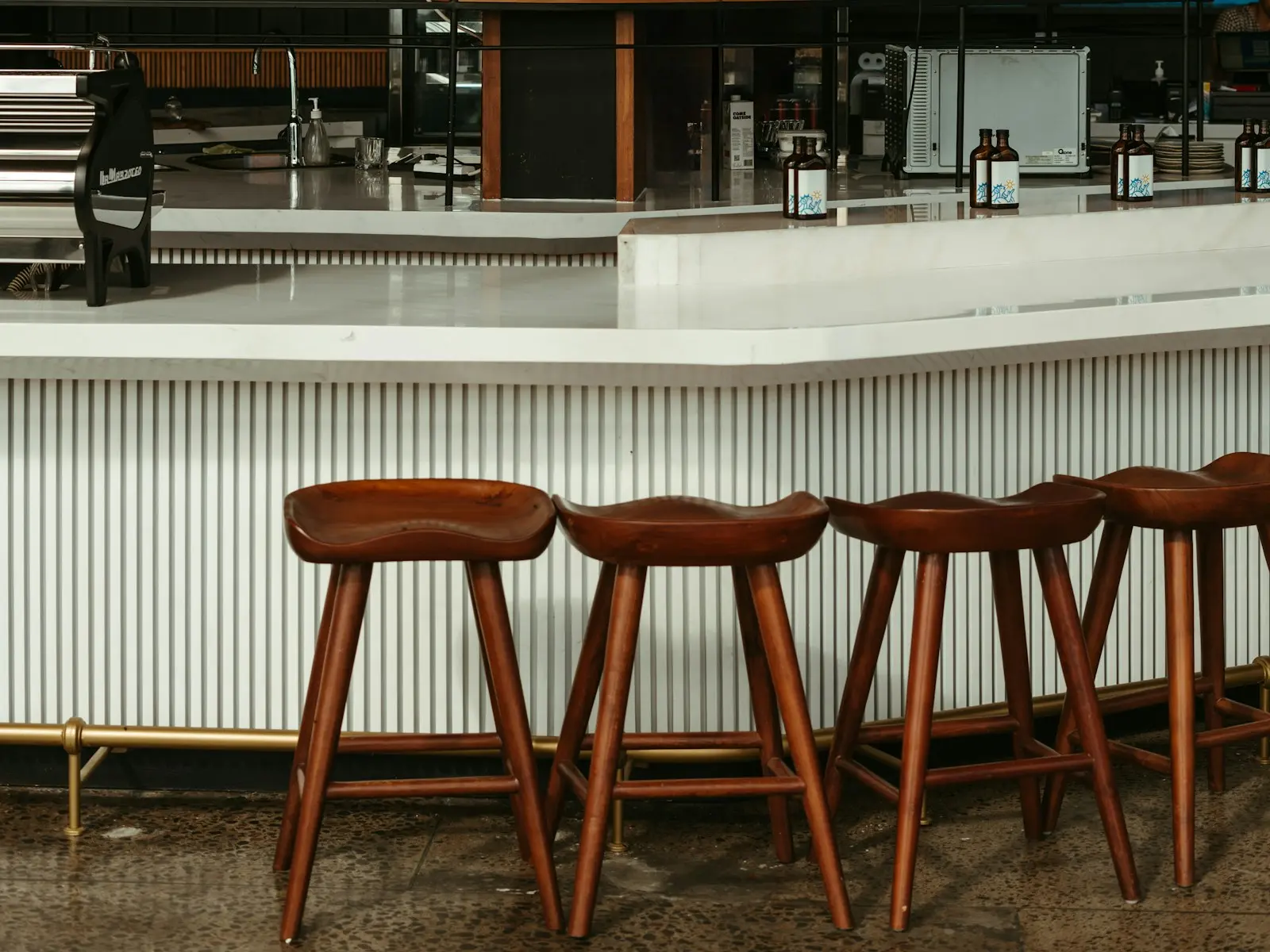 Lounges & Speakeasies